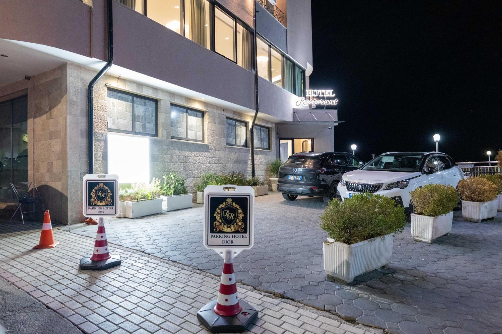 Hotel Dior Kruje Exterior photo